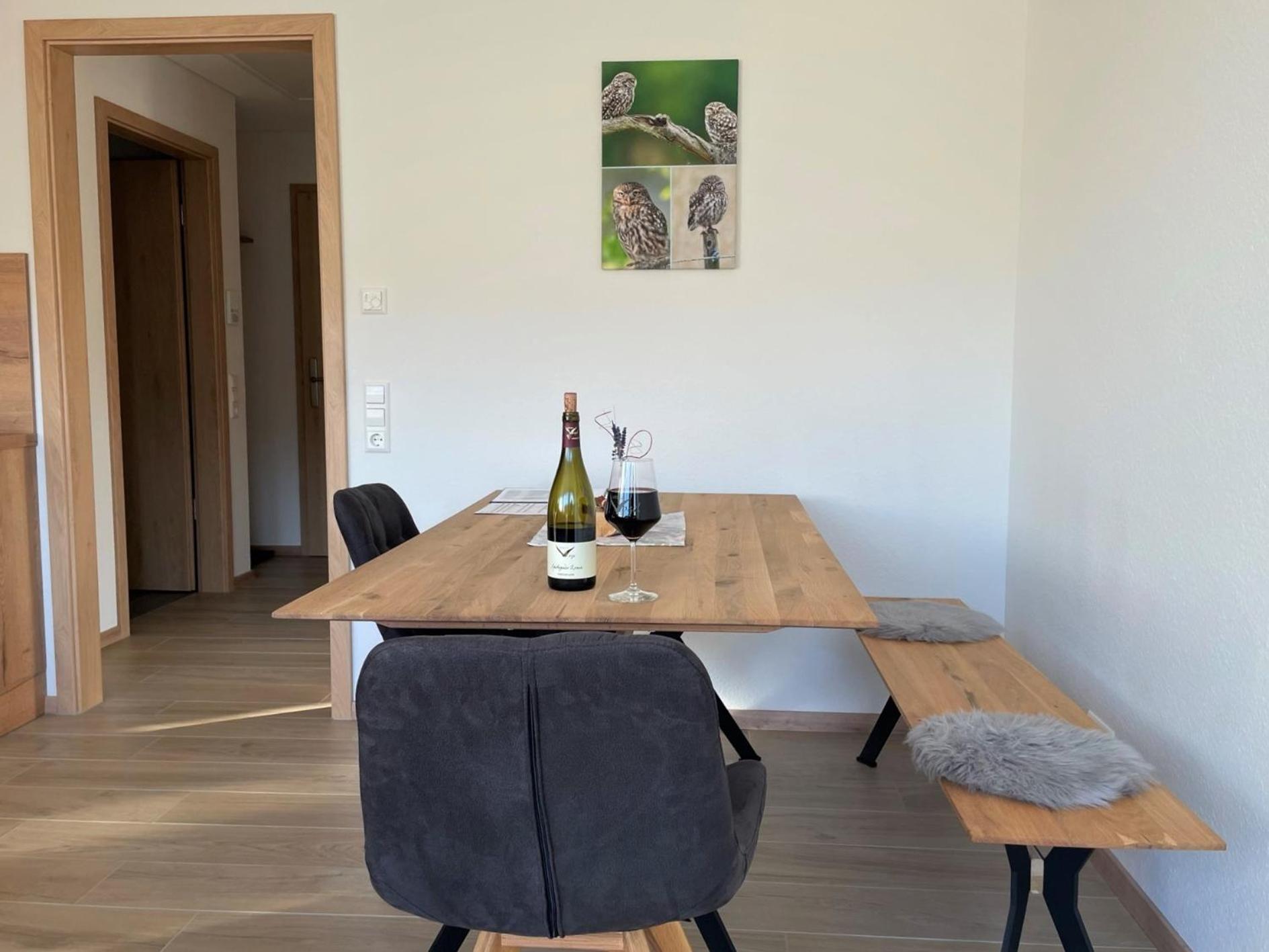 Weingut & Strausswirtschaft Vogel Apartment Vogtsburg Exterior photo