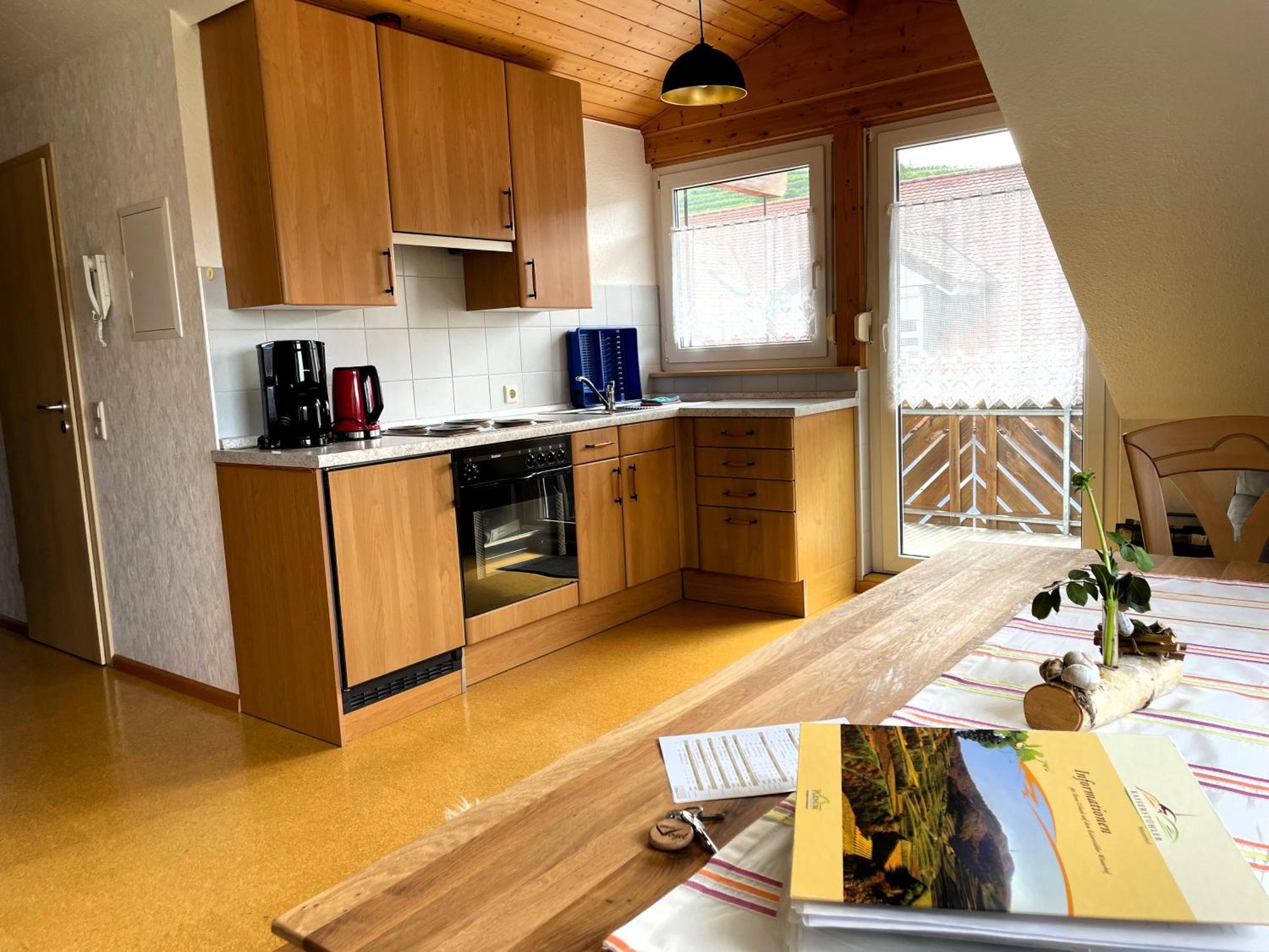 Weingut & Strausswirtschaft Vogel Apartment Vogtsburg Exterior photo